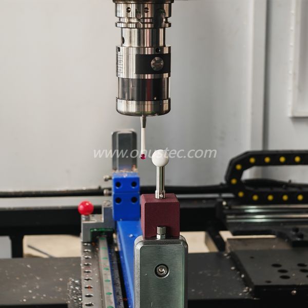 5-Axis Aluminum CNC Profile Machining Center