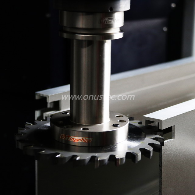 3 Axis Aluminum Profile CNC Milling Machine Operation
